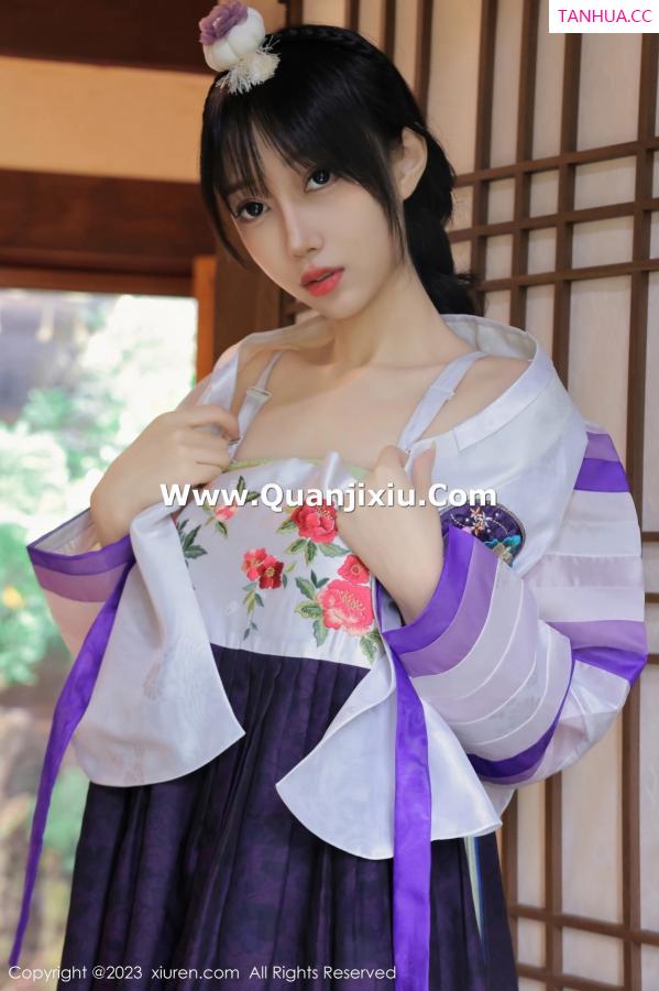 玥儿玥  [XiuRen]高清写真图 2023.11.17 No.7677 玥儿玥er 济州岛旅拍第12张图片